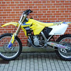 Suzuki RM 250 væk