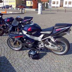 Honda CBR 900 RR  Fireblade