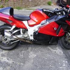 Suzuki gsx 1300 r