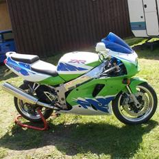 Kawasaki ZXR750