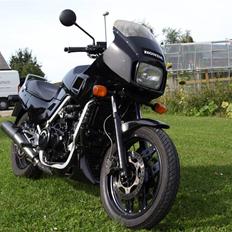 Honda VF1000F (Solgt)