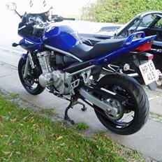 Suzuki GSF 650 SA
