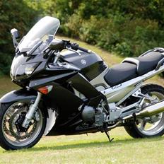 Yamaha FJR 1300  *SOLGT*