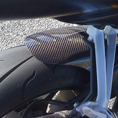 Suzuki gsxr 600 k7 solgt