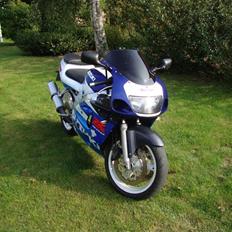Suzuki Gsx-r 600 Srad - Solgt