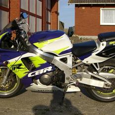 Honda CBR 900 RR Fireblade