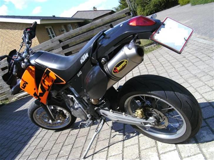 KTM 640 LC4 Motard *SOLGT* billede 3