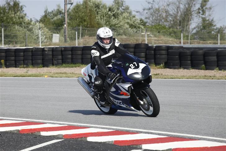 Suzuki TL 1000R Solgt billede 16