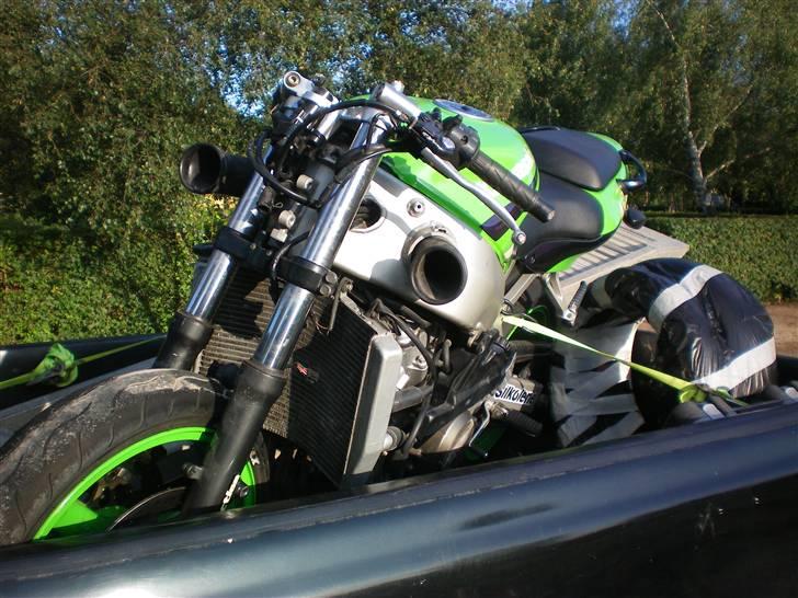 Kawasaki ZX6R billede 9