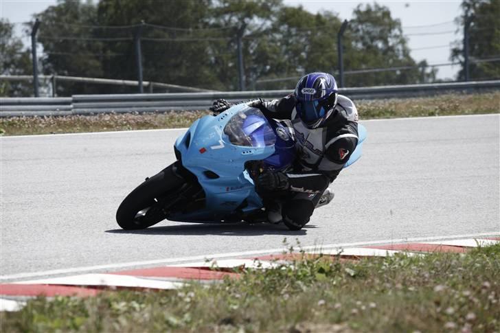 Suzuki GSXR 1000k7 solgt. billede 1