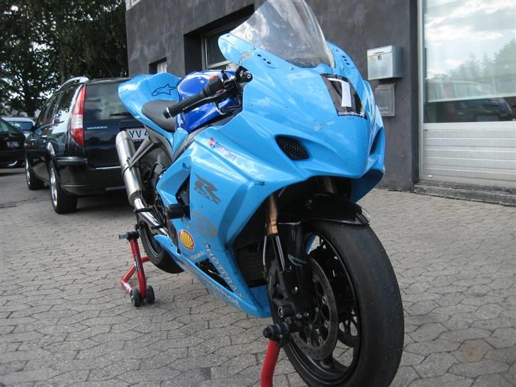 Suzuki GSXR 1000k7 solgt. billede 2