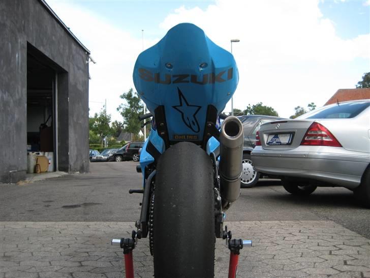 Suzuki GSXR 1000k7 solgt. billede 7