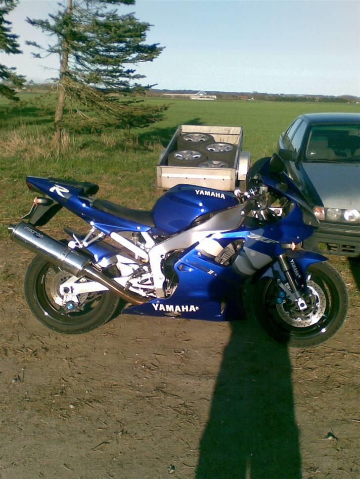 Yamaha yzf R1 billede 1