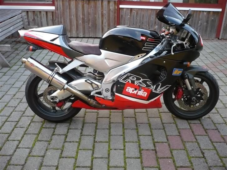 Aprilia RSV MILLE *SOLGT* billede 1