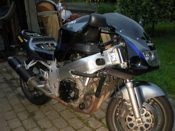 Suzuki GSXR 600 billede 2