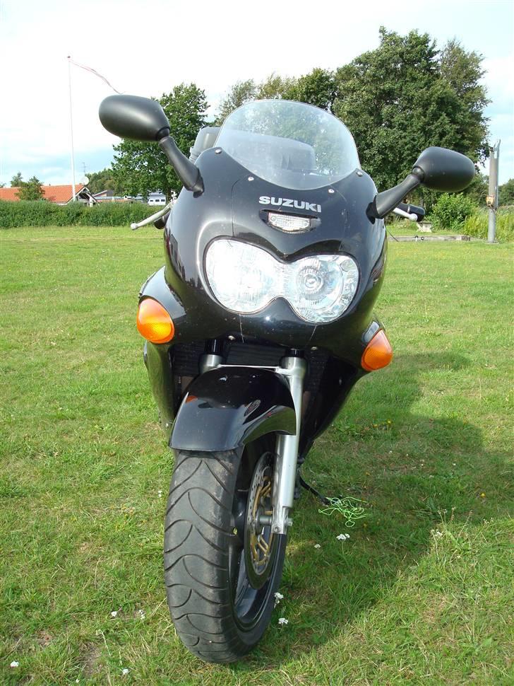 Suzuki GSX 750 F  - Ved Sunds sø billede 3