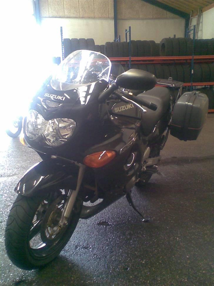 Suzuki GSX 750 F  - Taget på købsdagen med mobillos billede 10