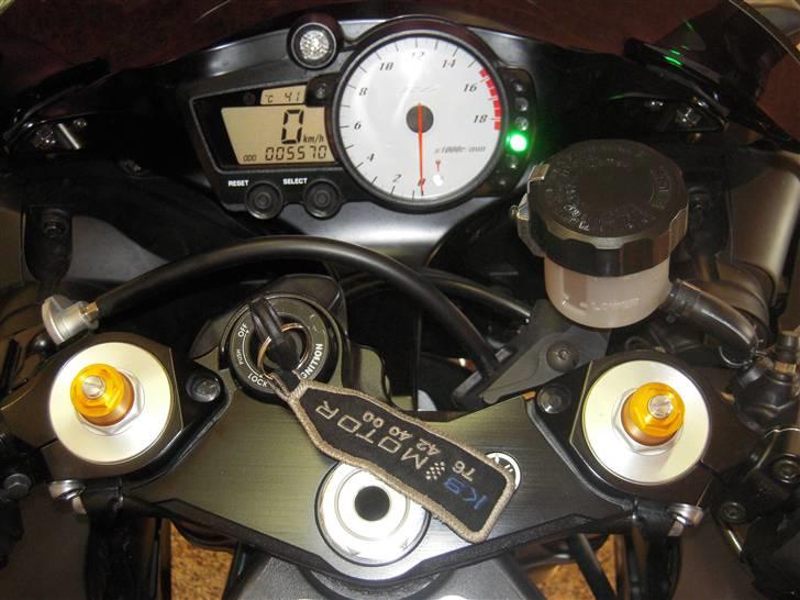 Yamaha R6s SOLGT billede 3