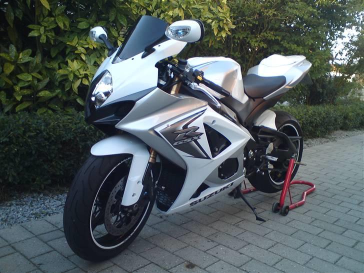 Suzuki GSX-R 1000 billede 1