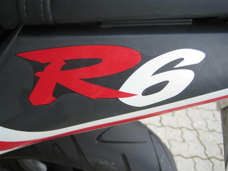 Yamaha Yzf-r6 ***STJÅLET!*** DUSØR - R6 Logo billede 9