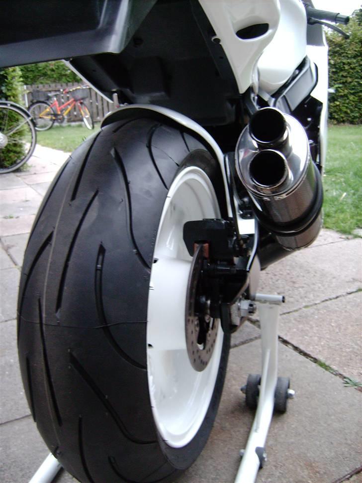 Kawasaki ZX9R billede 5