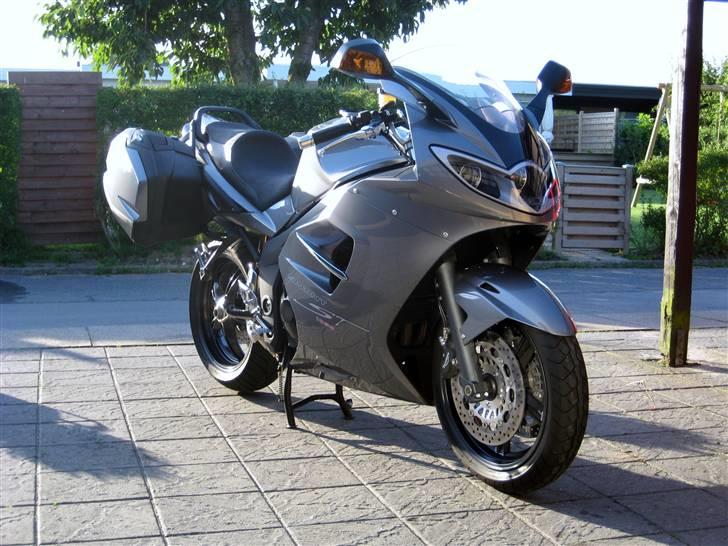 Triumph sprint st 1050 billede 13