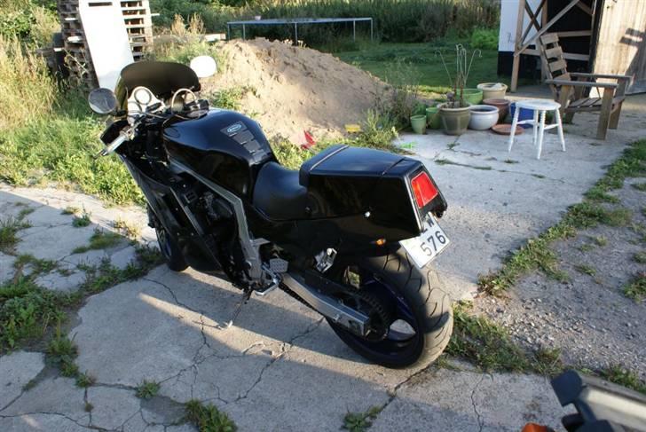 Suzuki GSX-R1100 (solgt) billede 3