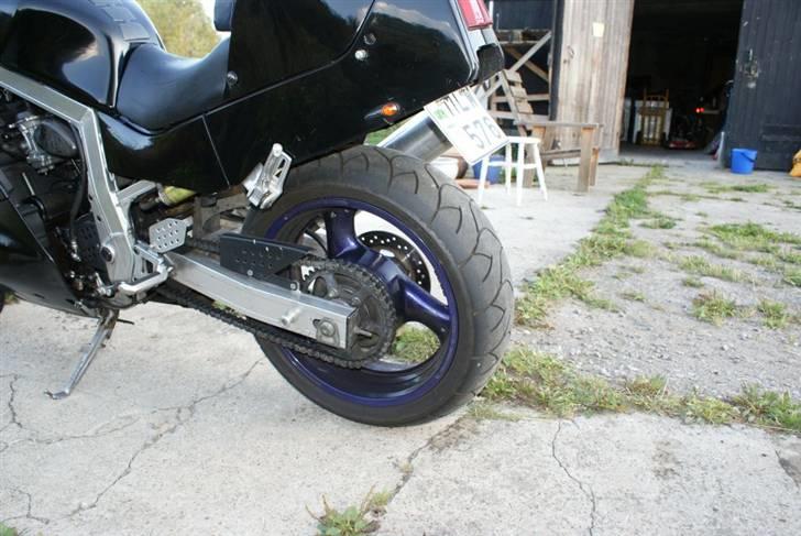 Suzuki GSX-R1100 (solgt) billede 7