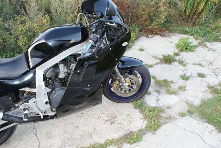 Suzuki GSX-R1100 (solgt) billede 8