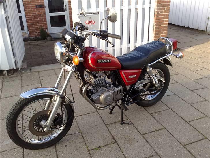 Suzuki GN 250 (Solgt) billede 1