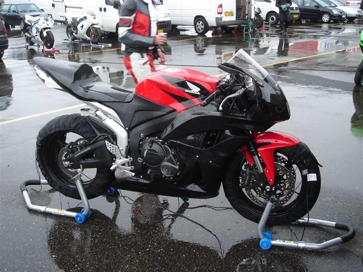 Honda CBR 600 RR Baneged billede 9