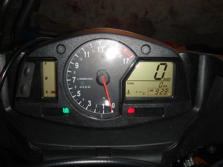 Honda CBR 600 RR Baneged billede 11