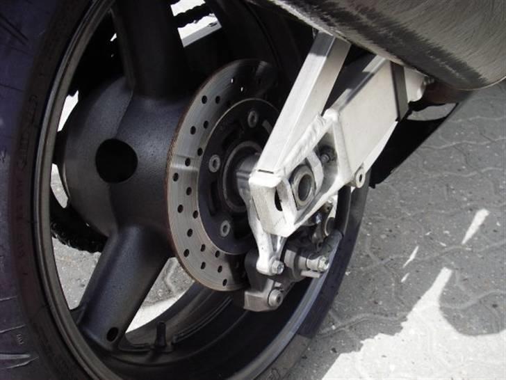 Suzuki GSX-R 750 SRAD billede 2