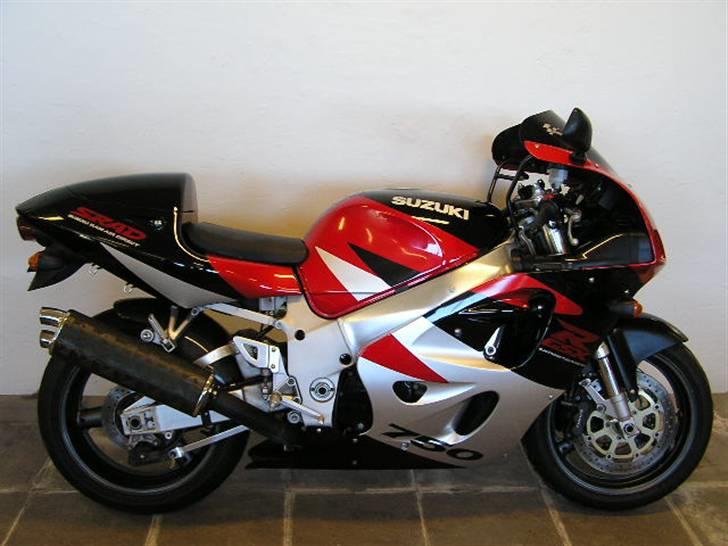 Suzuki GSX-R 750 SRAD billede 3