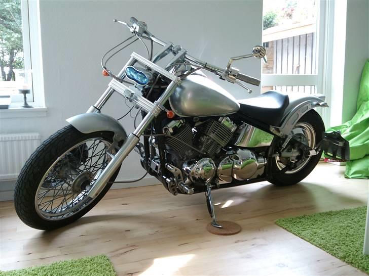 Yamaha XVS-solgt til lillebror billede 2