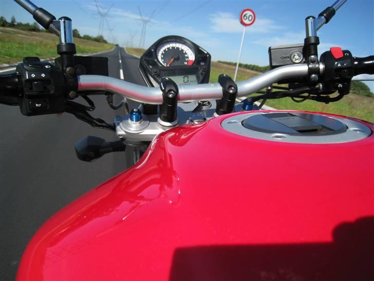 Suzuki sv 1000n billede 12