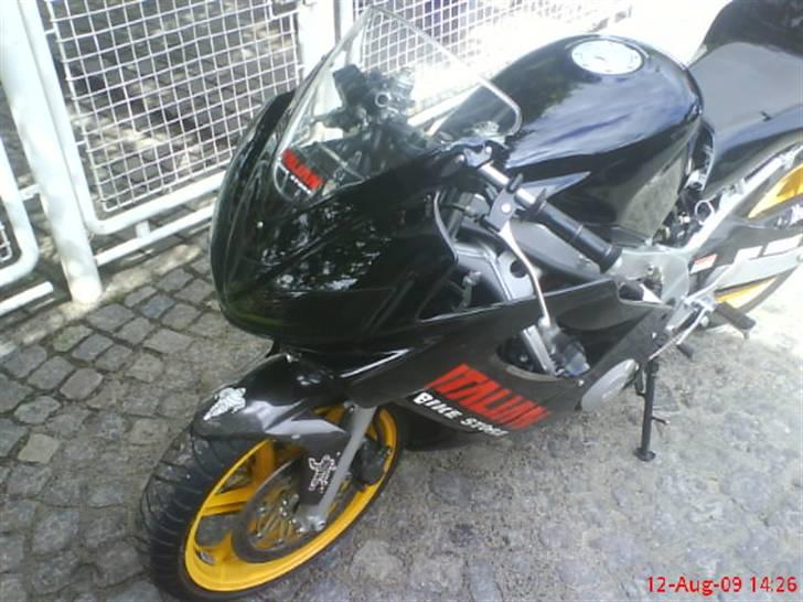Honda CBR 600 F3  billede 2