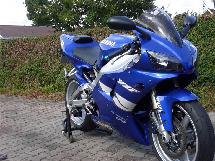Yamaha YZF R1 Solgt billede 11
