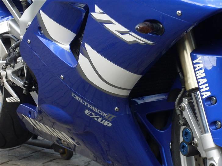 Yamaha YZF R1 Solgt billede 15