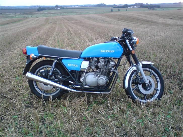 Suzuki GS 750 E - solgt billede 5