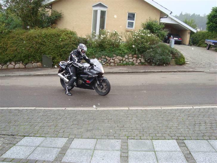 Hyosung GT250R billede 1