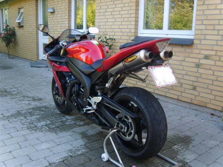 Yamaha yzf R1 (solgt) billede 10