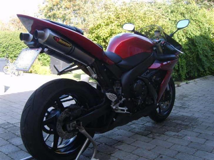Yamaha yzf R1 (solgt) billede 12