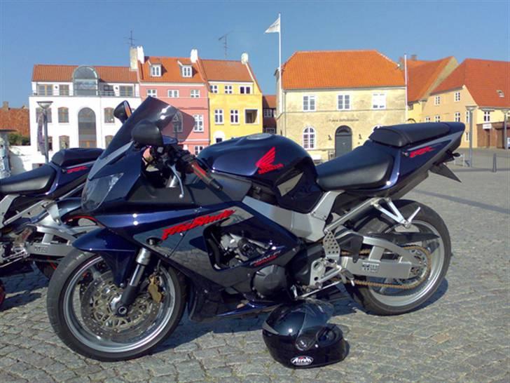 Honda CBR 900 RR  Fireblade billede 2