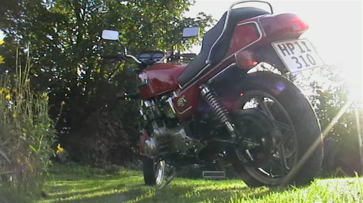 Suzuki GSX 750 EX - Måske den bedste billedvinkel?? billede 5