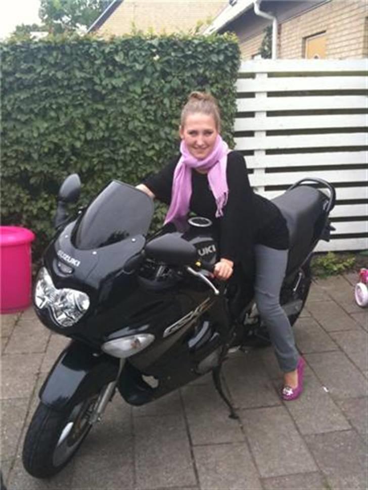 Suzuki Gsx 600f billede 4