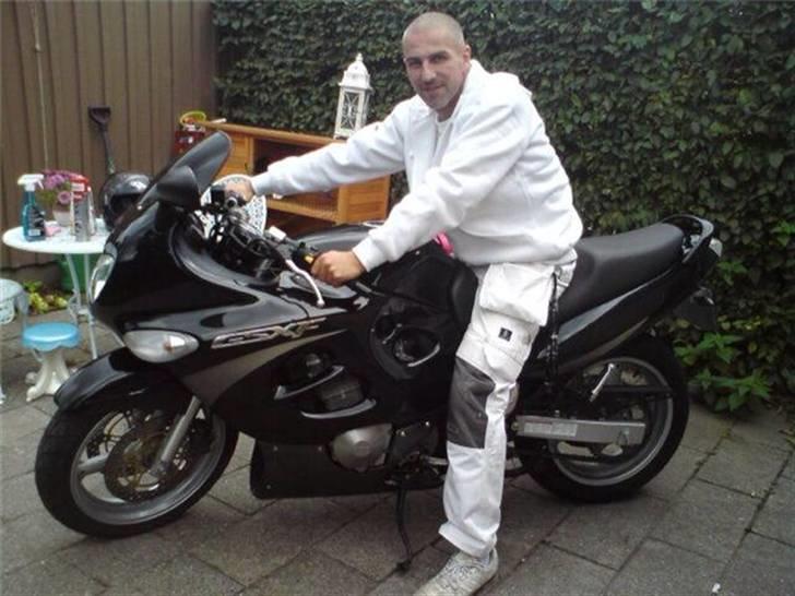 Suzuki Gsx 600f billede 5