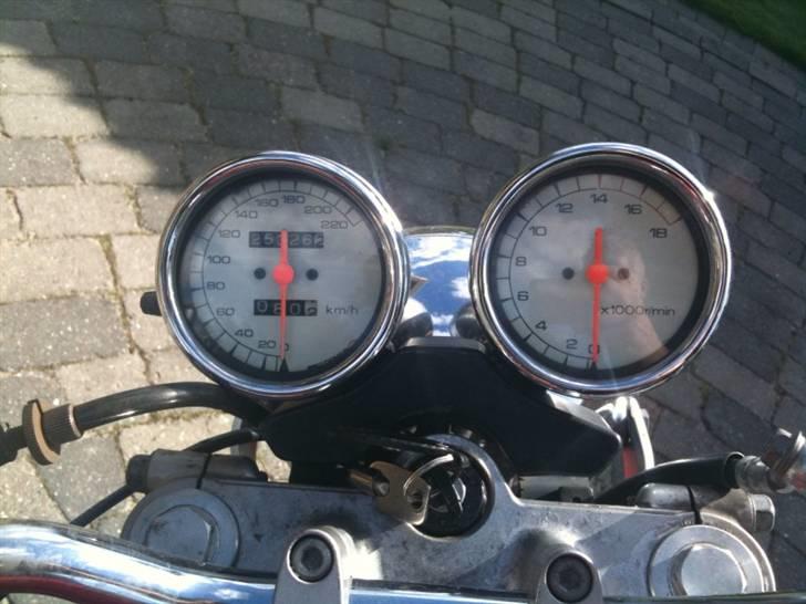 Suzuki Gsf 400 BANDIT billede 6