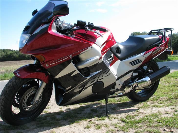 Honda CBR 1000F SC24 Dual Brake billede 1