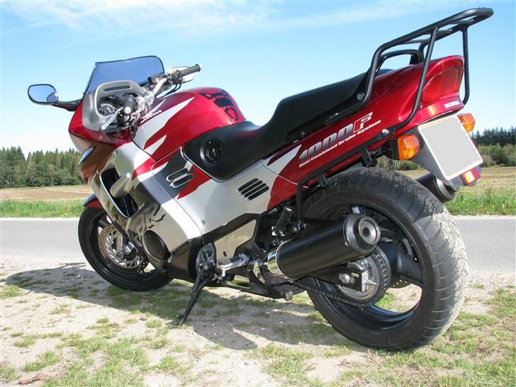 Honda CBR 1000F SC24 Dual Brake billede 3